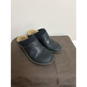 UGG Clog Womens Gael 7.5 Leather Sherpa Lined Mule